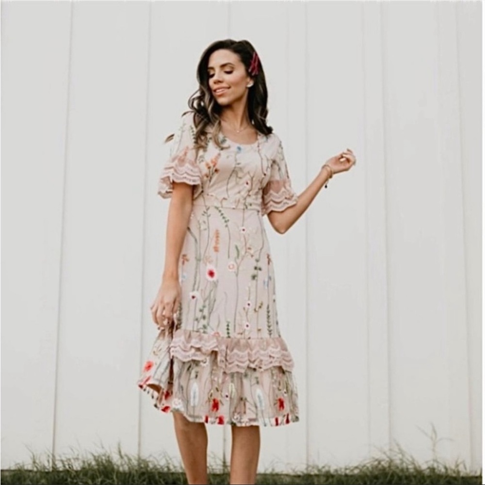 Hello Honey Isla Elegant Embroidered Midi Dress